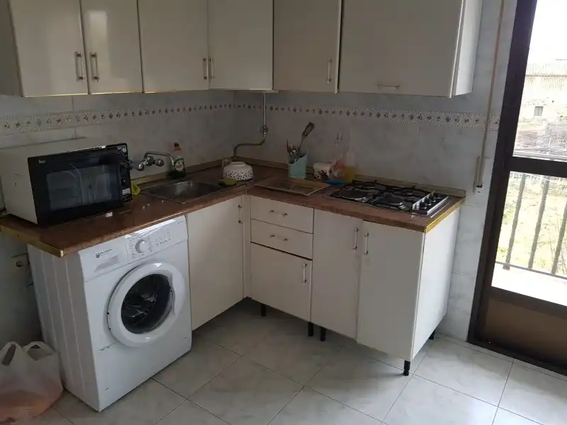 Cuina de Casa o xalet en venda en Tejeda de Tiétar amb Terrassa i Piscina