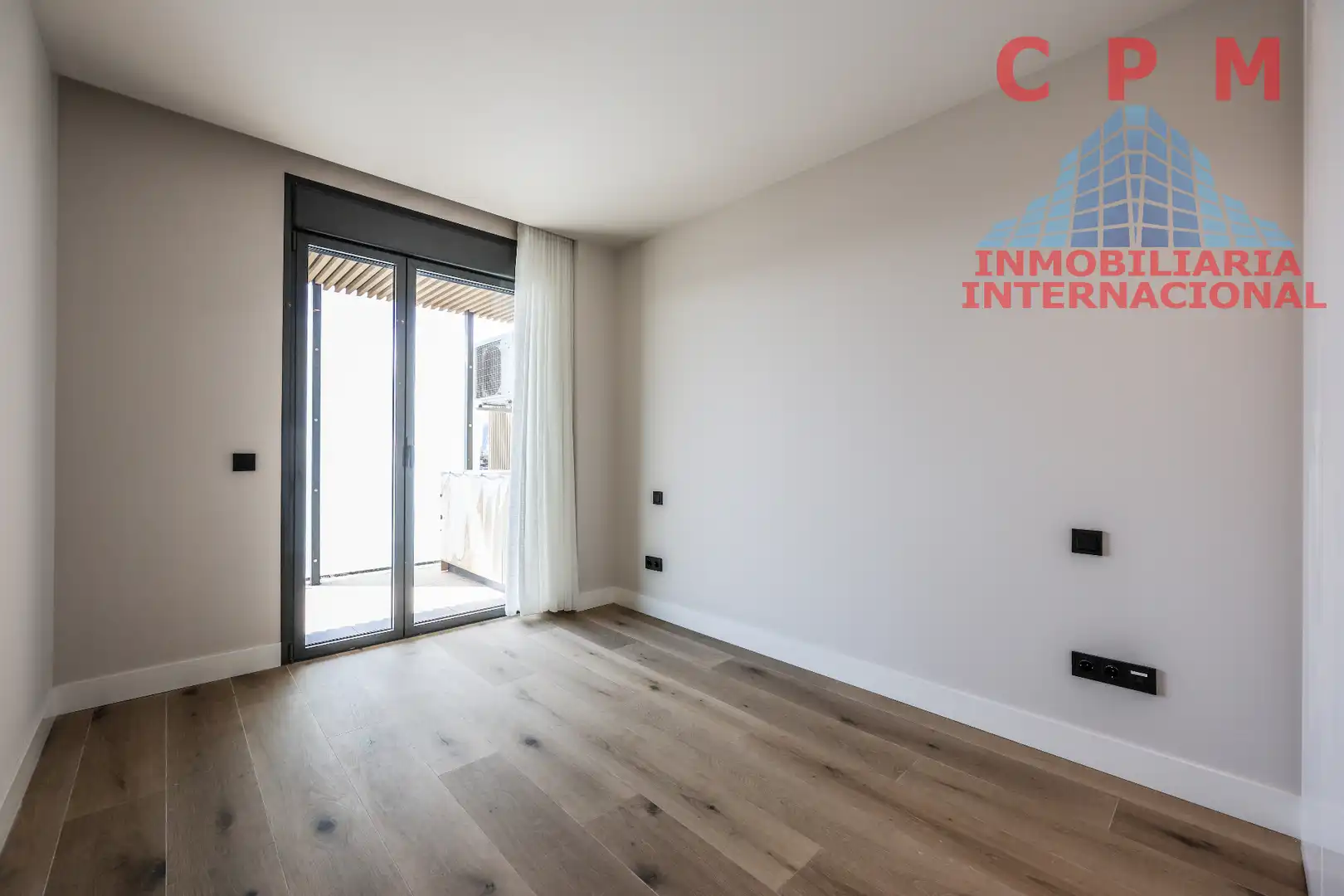 Habitación de Piso de alquiler en Madrid con Aire acondicionado, Calefacción y Trastero