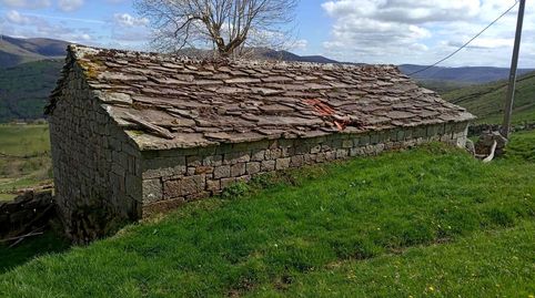 Foto 2 de Finca rústica en venta en San Pedro del Romeral, Cantabria