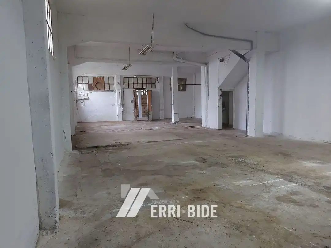 Local comercial en alquiler en Mungia, imagen 2