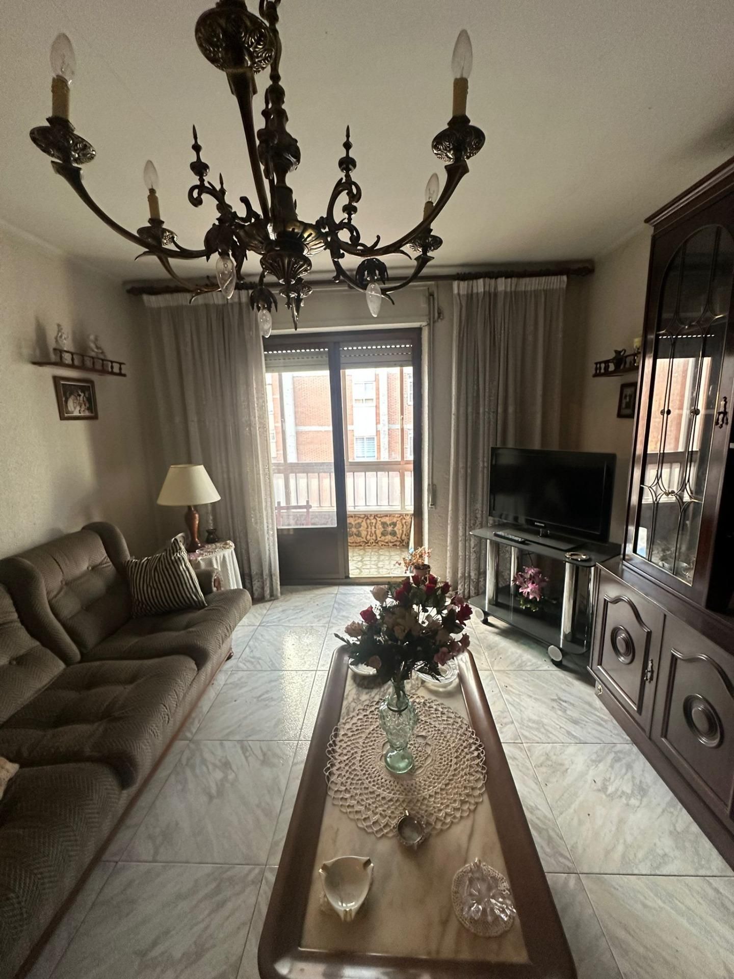 Living room of Flat for sale in León Capital   with Heating, Parquet flooring and Terrace