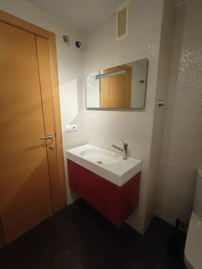 Bathroom of Flat for sale in Sueca  with Air Conditioner and Storage room