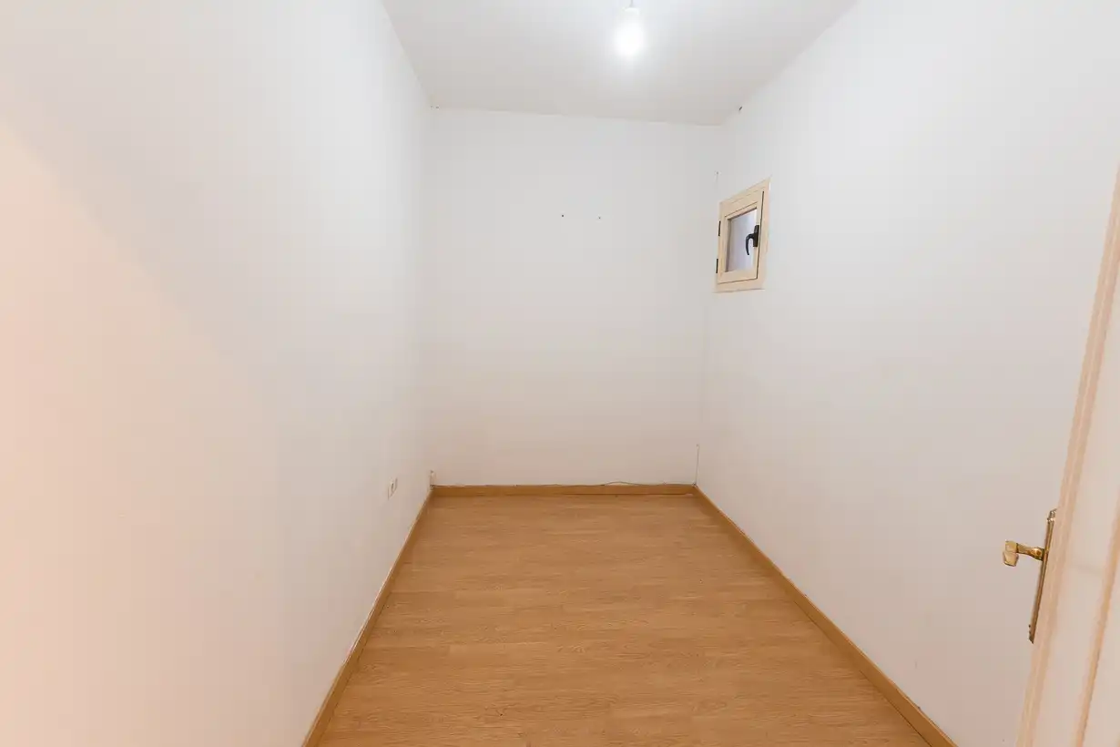 Habitación de Dúplex en venta en Barcelona con Calefacción, Jardín privado y Terraza