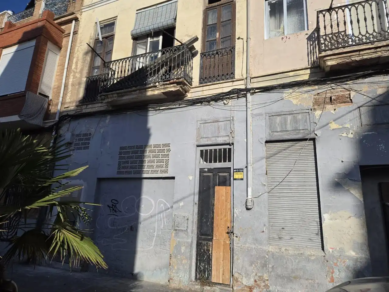 Vista exterior de Local en venda en Valencia