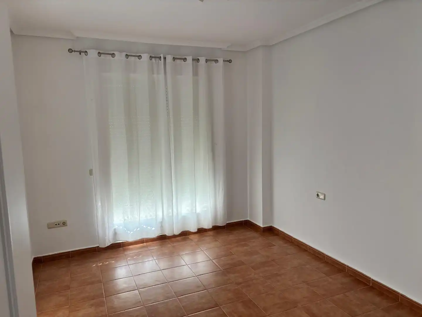 Dormitori de Casa o xalet en venda en Cáceres amb Aire condicionat, Calefacció i Jardí privat