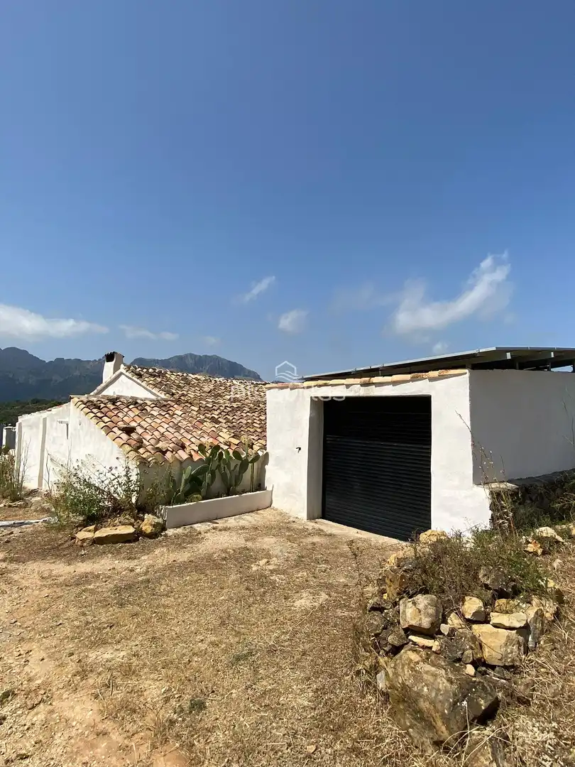 Vista exterior de Casa o xalet en venda en Llíber