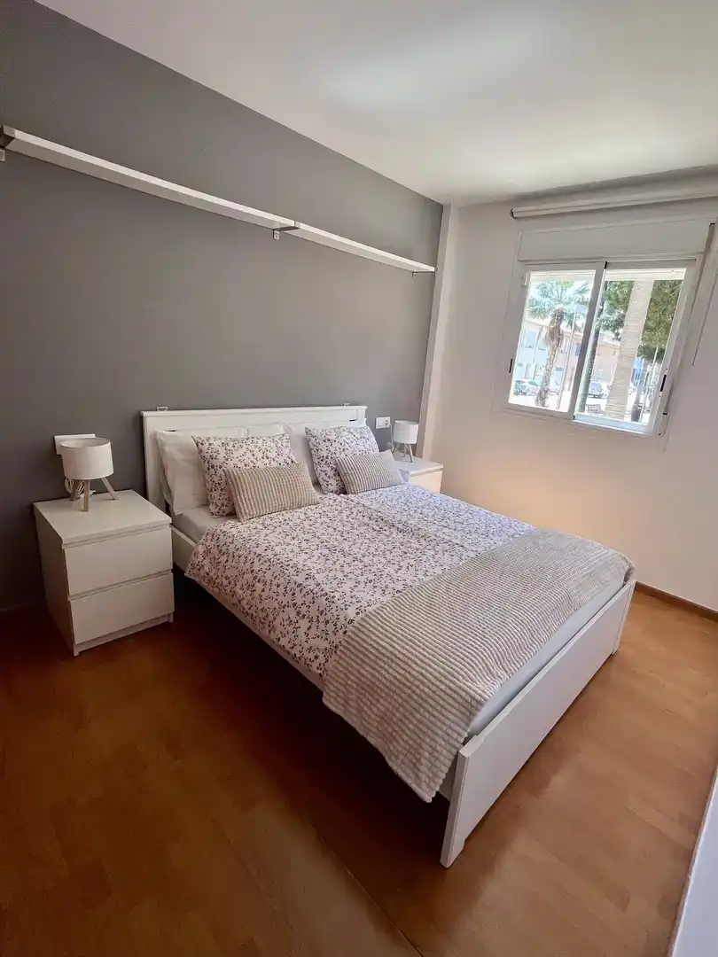Habitación de Piso de alquiler en  Palma de Mallorca con Aire acondicionado, Parquet y Amueblado