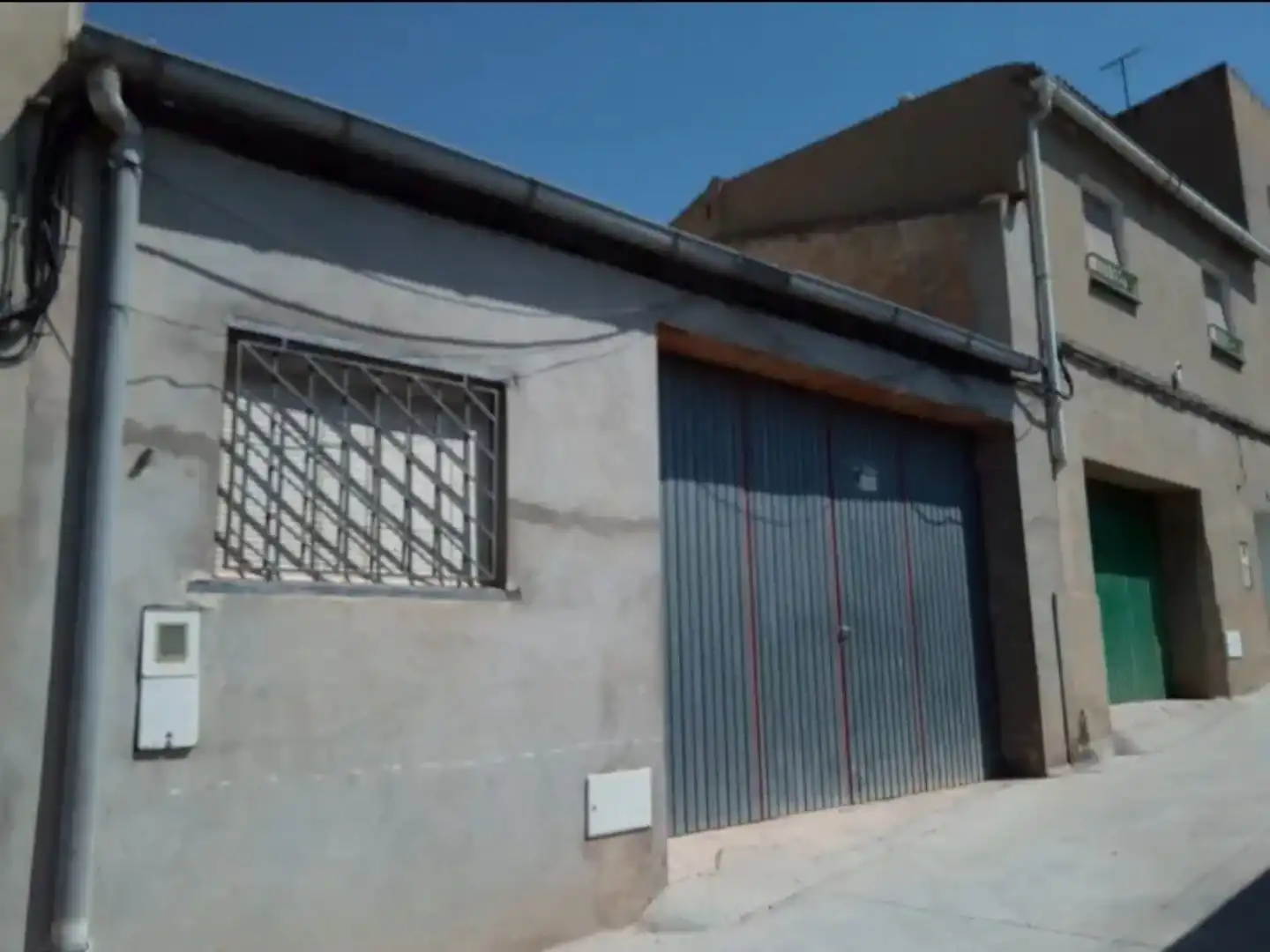 Vista exterior de Local en venda en Escatrón