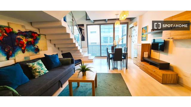 Piso en Alquiler en Virgen del Cortijo - Manoteras