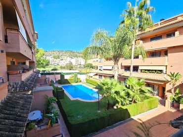 Apartament amb piscina en venda a Centro ciudad