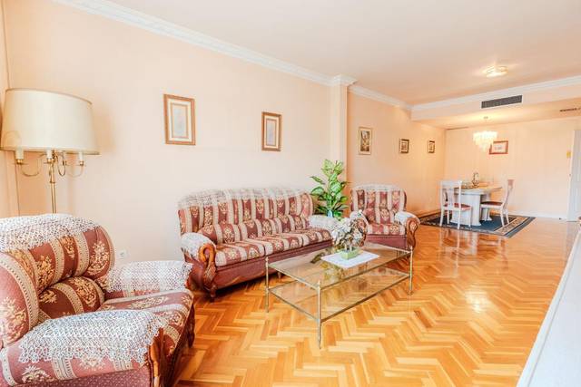 Piso en Venta en C. de Quintana en Argüelles