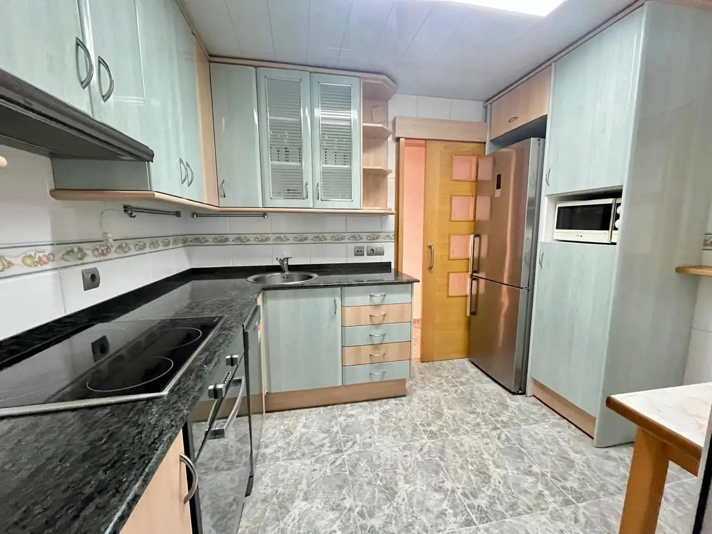 Cocina de Piso en venta en Badalona con Aire acondicionado y Calefacción