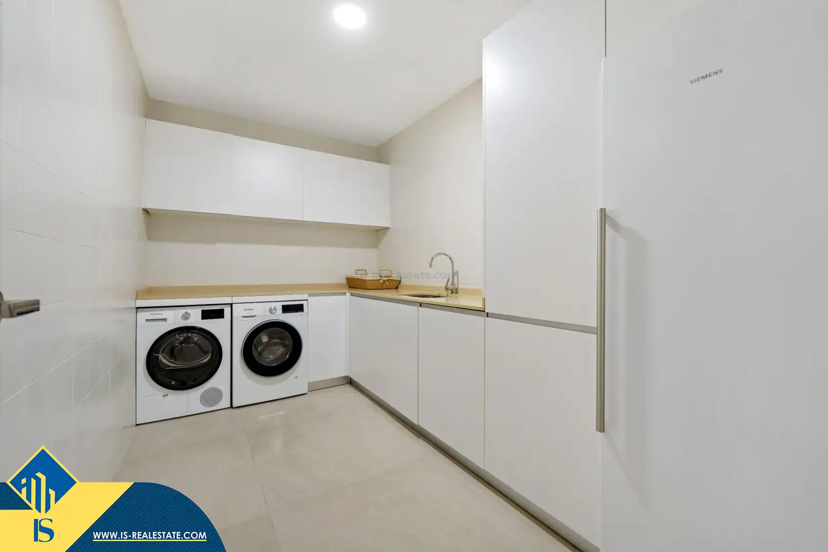 Chalet con piscina en venta en Milla de Oro, imagen 15