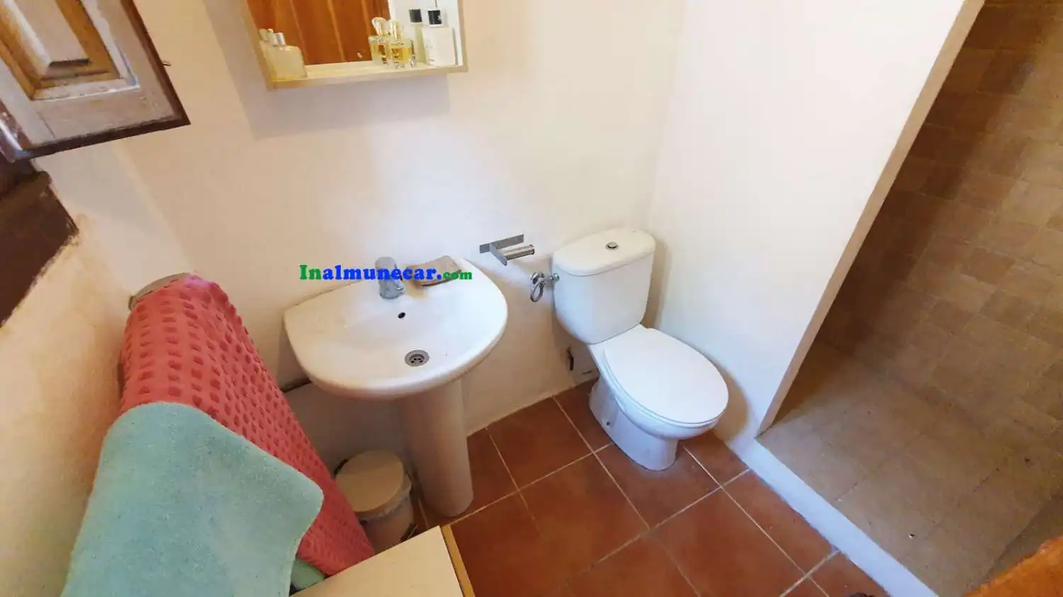 Baño de Finca rústica en venta en Almuñécar con Terraza, Trastero y Piscina
