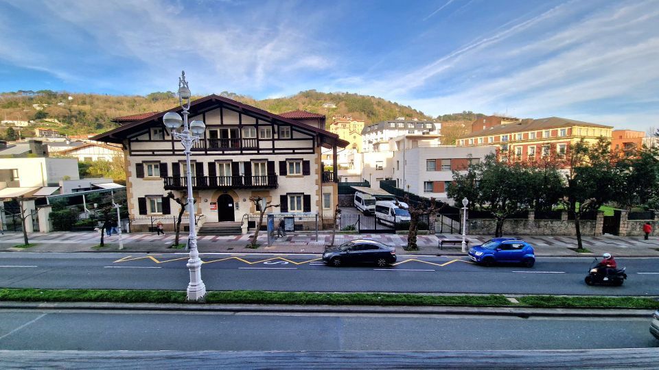 Vista exterior de Pis de lloguer en Donostia - San Sebastián  amb Calefacció i Balcó