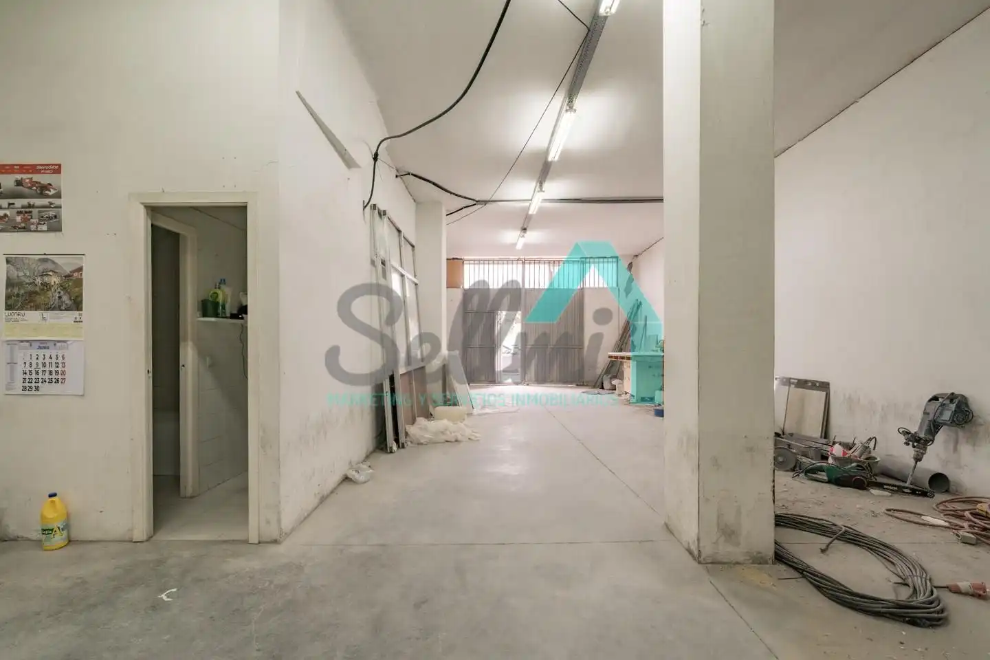 Business premises to rent in Lugones, imagen 2