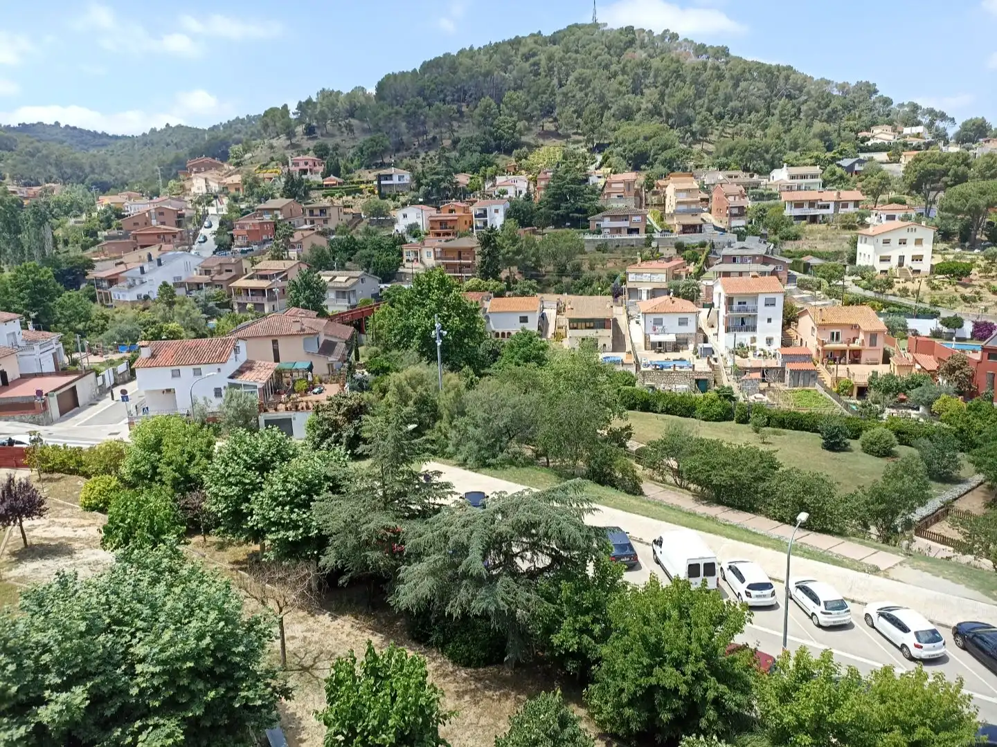 Vista exterior de Dúplex en venda en Montornès del Vallès amb Aire condicionat i Terrassa