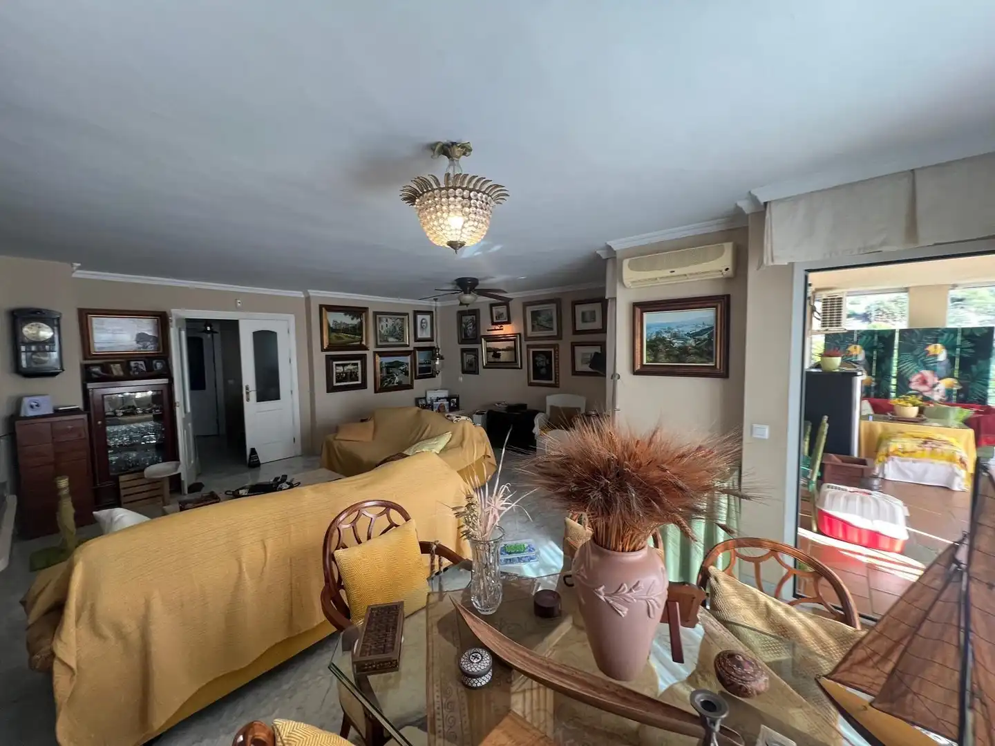 Living room of Flat for sale in Málaga  with Air Conditioner, Heating and Community pool