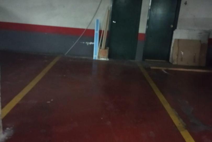 Photo 1 of Garage to rent in Avenida de la Paz, 58, Residencia, La Rioja