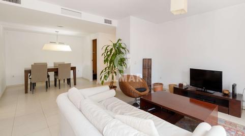 Foto 4 de Pis en venda a Nueva Torrequebrada, Málaga