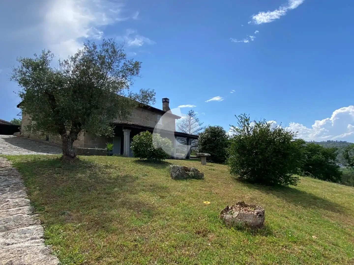 Casa o xalet en venda en San Cibrao das Viñas amb Calefacció, Jardí privat i Parquet