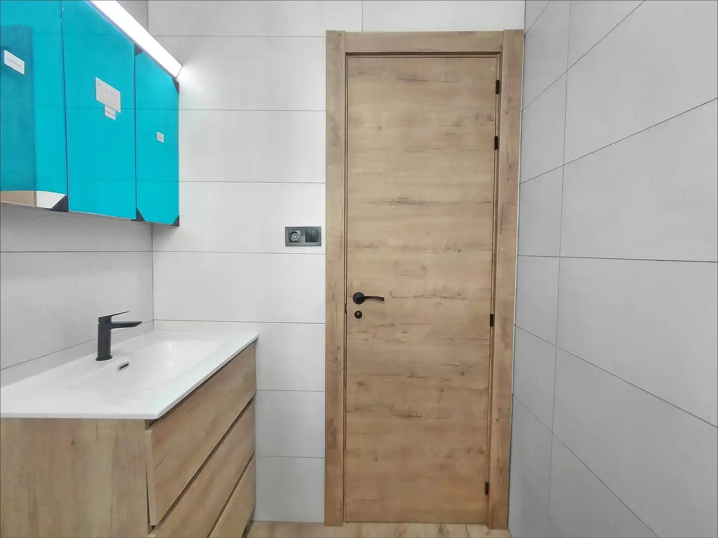 Baño de Piso en venta en Pontevedra Capital  con Calefacción y Trastero