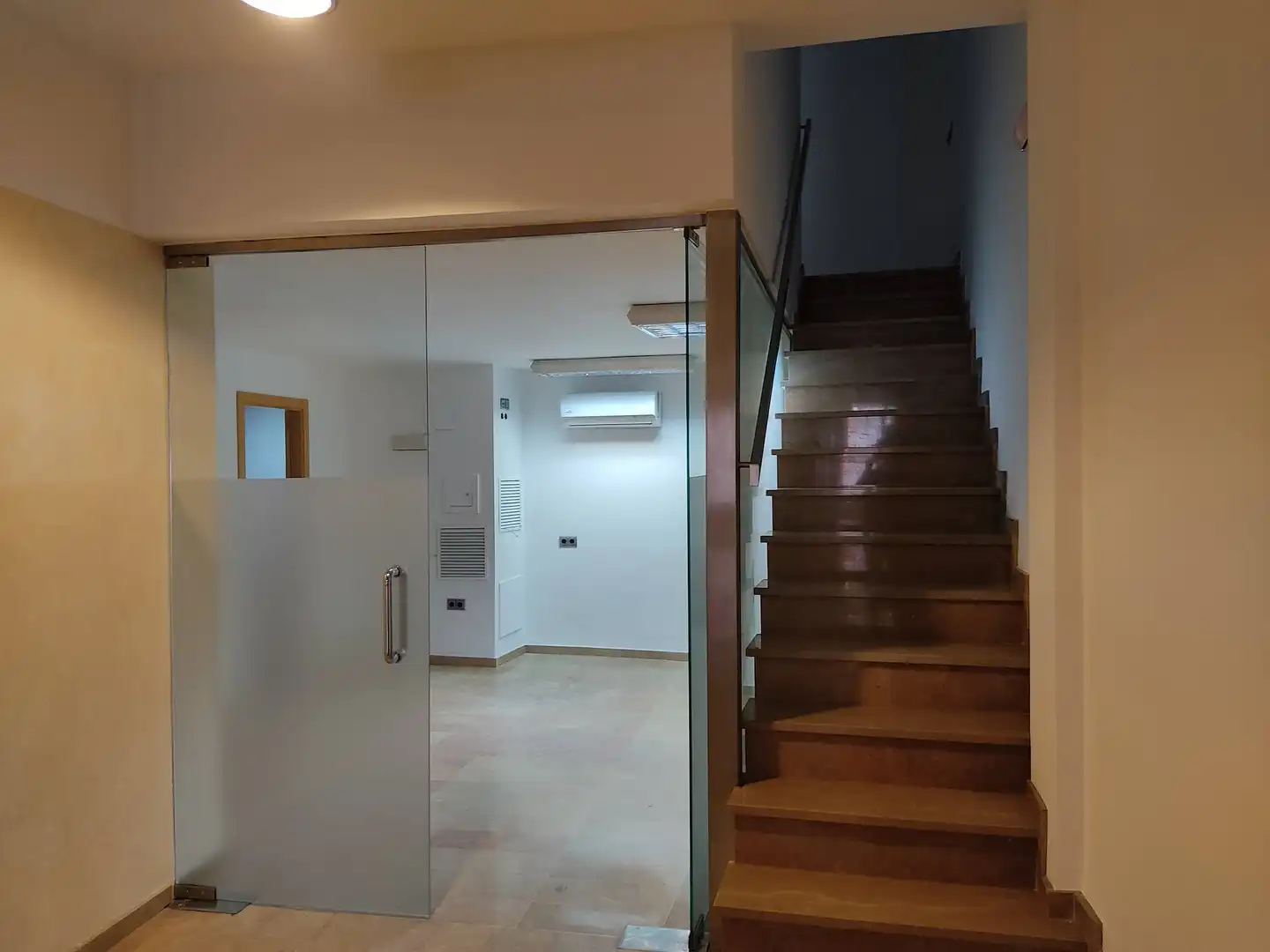 Flat for sale in Vila-real  with Air Conditioner and TV
