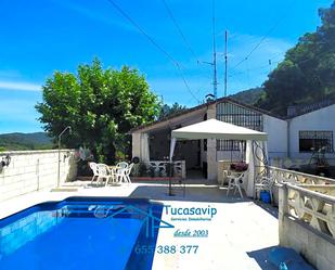 Swimming pool of House or chalet for sale in Cadalso de los Vidrios