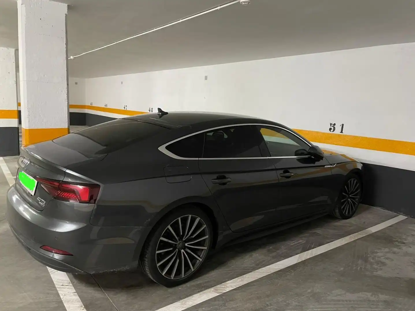 Parking de Garaje de alquiler en Madrid con Alarma