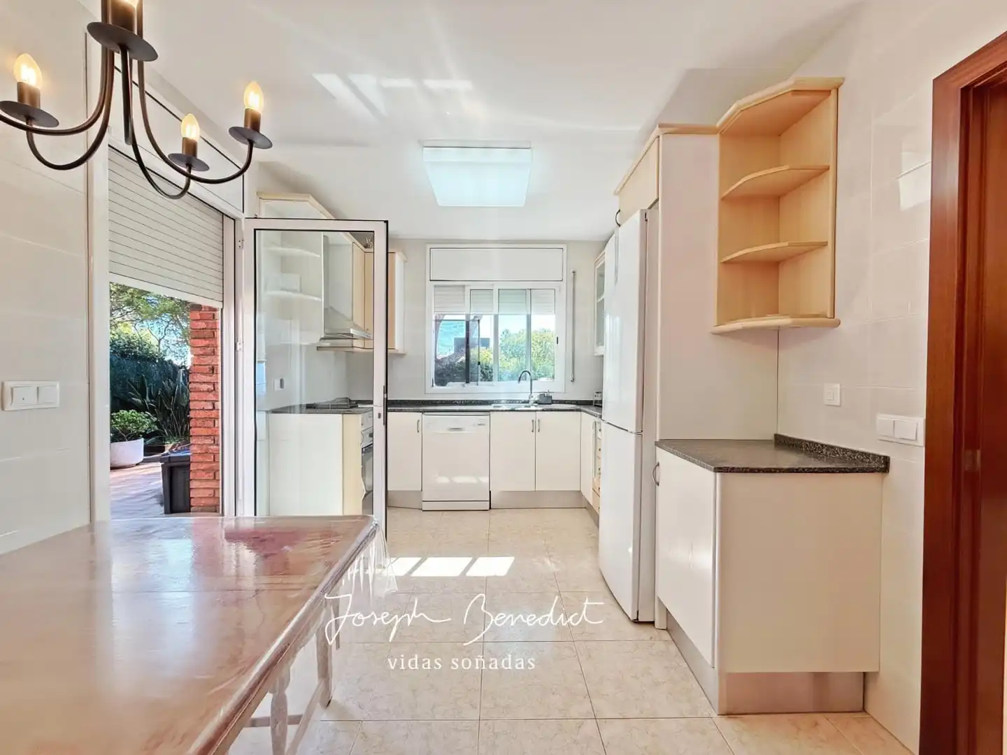 Kitchen of Houses for sale in Castelldefels  with Air Conditioner, Heating and Private garden