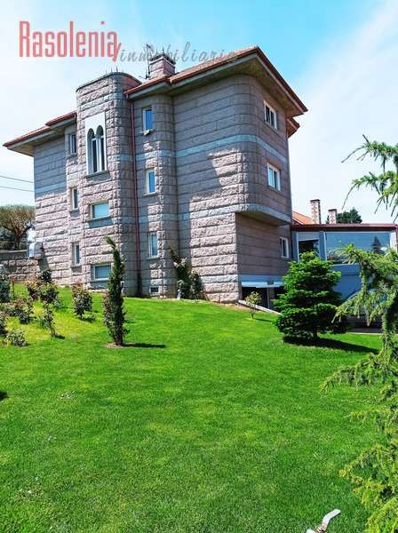 Vista exterior de Casa o chalet en venta en Arteixo con Calefacción, Jardín privado y Trastero