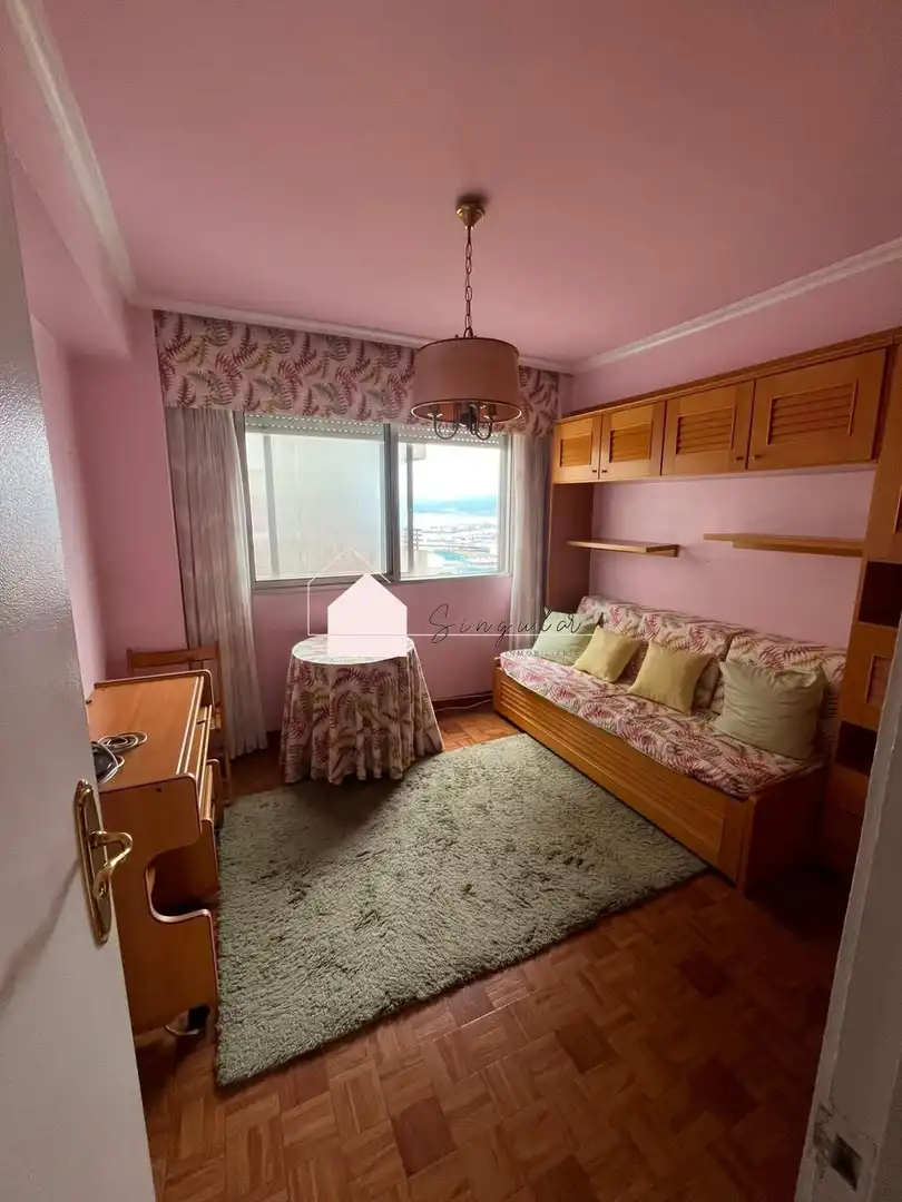 Habitación de Piso en venta en Vigo  con Trastero