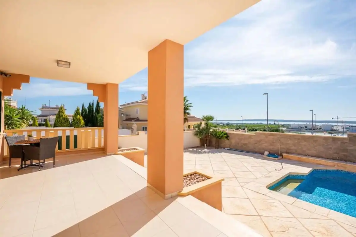Chalet con piscina en venta en Ciudad Quesada, imagen 11