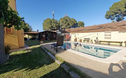 Piscina de Casa adosada en venda en Els Pallaresos amb Calefacció, Jardí privat i Terrassa
