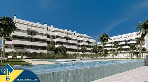 Apartamento con piscina compartida, en la provincia de Alicante, en Orihuela Costa. 2 habitaciones | 112 m² | 1 kilómetro del mar