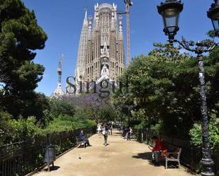 Vista exterior de Dúplex en venda en  Barcelona Capital amb Aire condicionat, Calefacció i Jardí privat