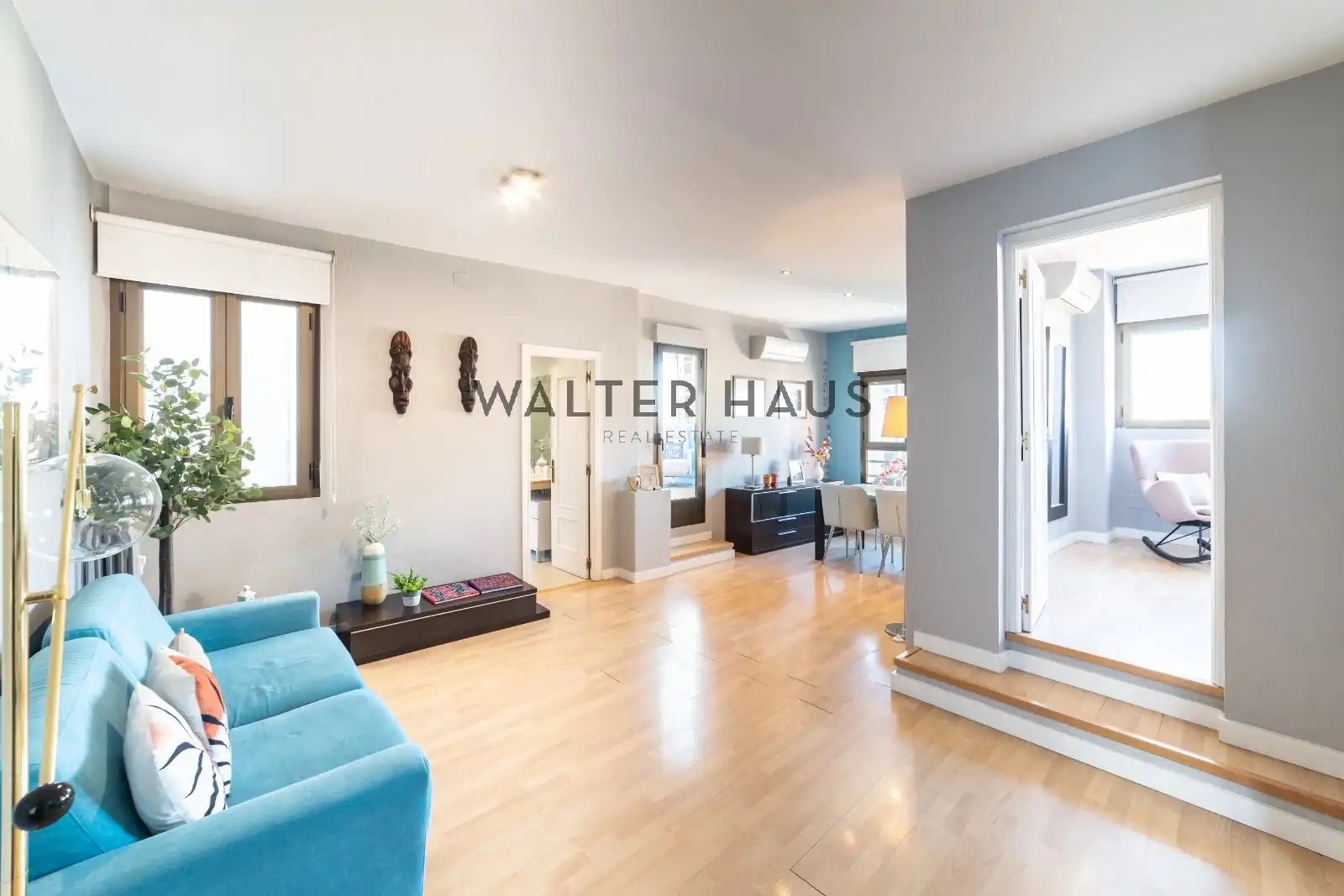 Exterior view of Flat for sale in Madrid  with Air Conditioner, Heating and Balcony