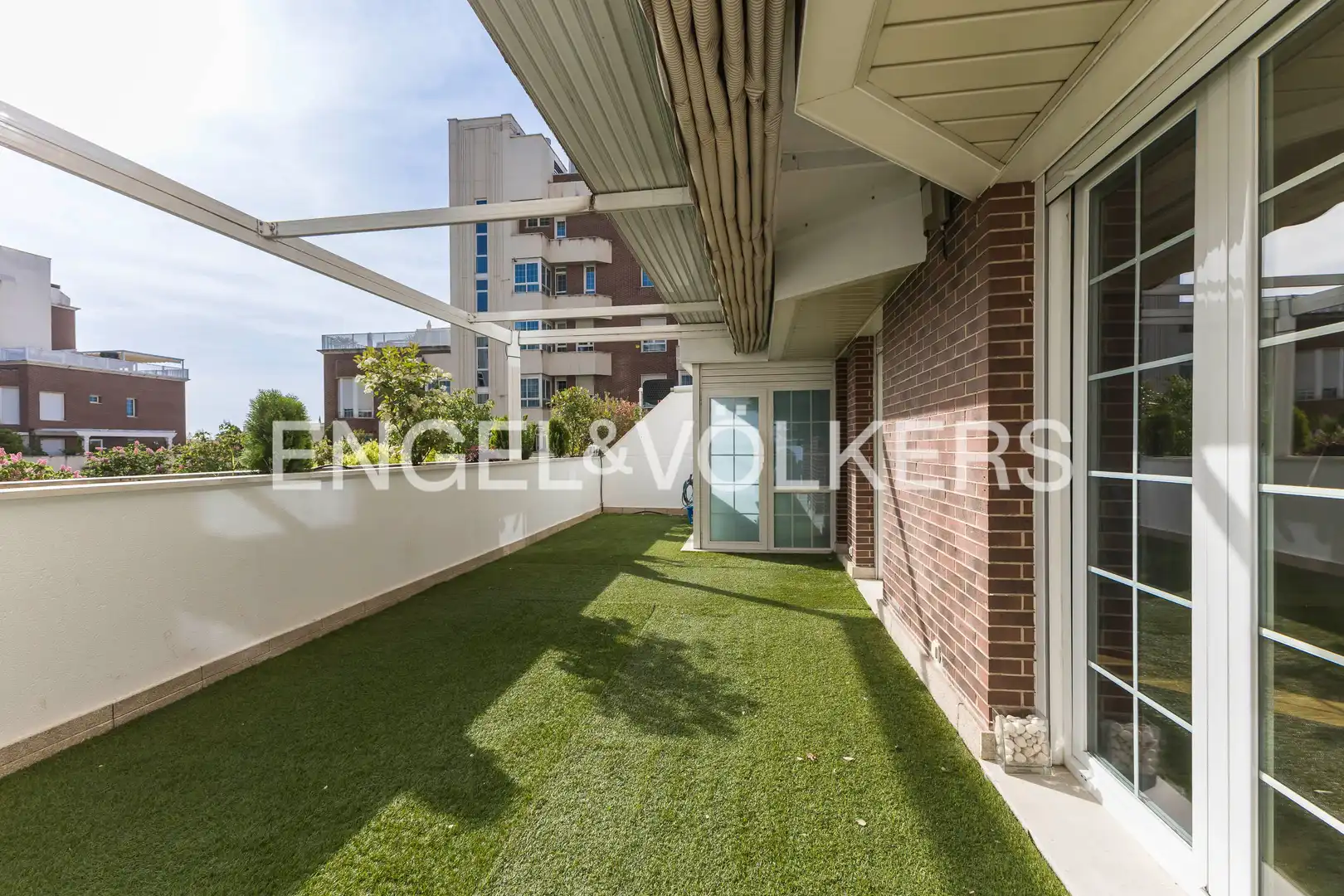 Terrace of Flat for sale in  Madrid Capital  with Air Conditioner, Heating and Private garden