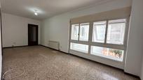 Living room of Flat for sale in Santiago de Compostela   with Heating, Storage room and Oven