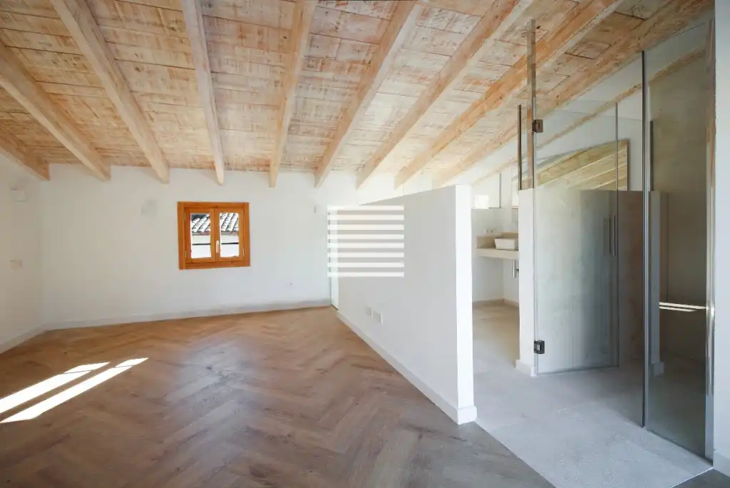 Einfamilien-Reihenhaus zum Verkauf in Pollença mit Klimaanlage, Terrasse und Schwimmbad