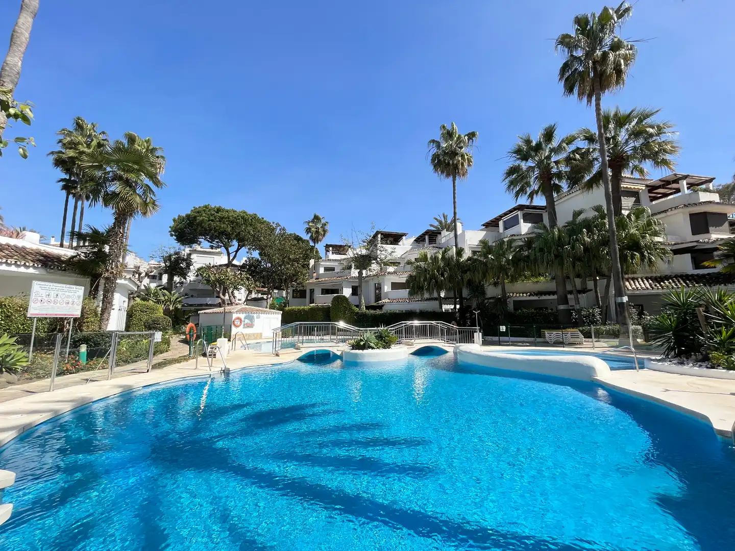 Exterior view of Flat for rent in Marbella  with Air Conditioner, Heating and Furnished