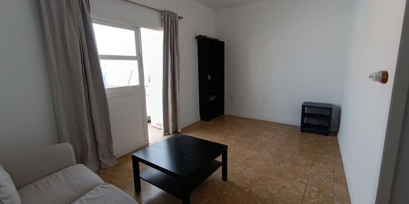 Sala d'estar de Pis en venda en  Santa Cruz de Tenerife Capital amb Terrassa i Moblat