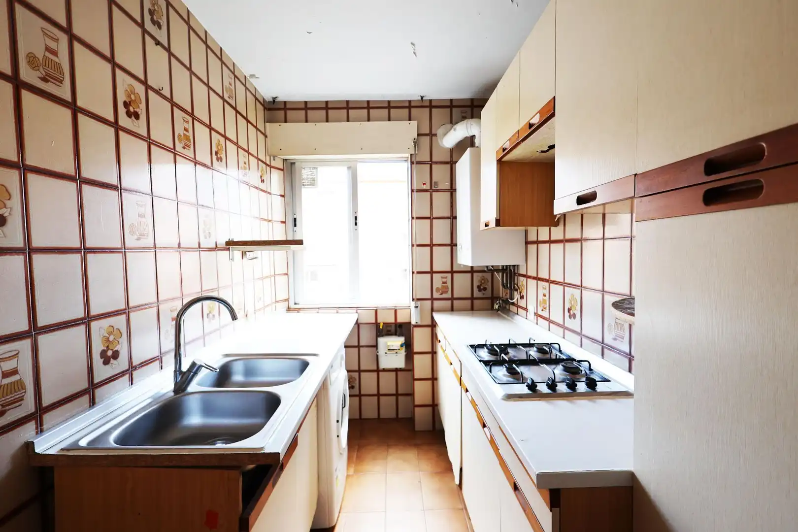 Kitchen of Flat for sale in  Madrid Capital  with Heating