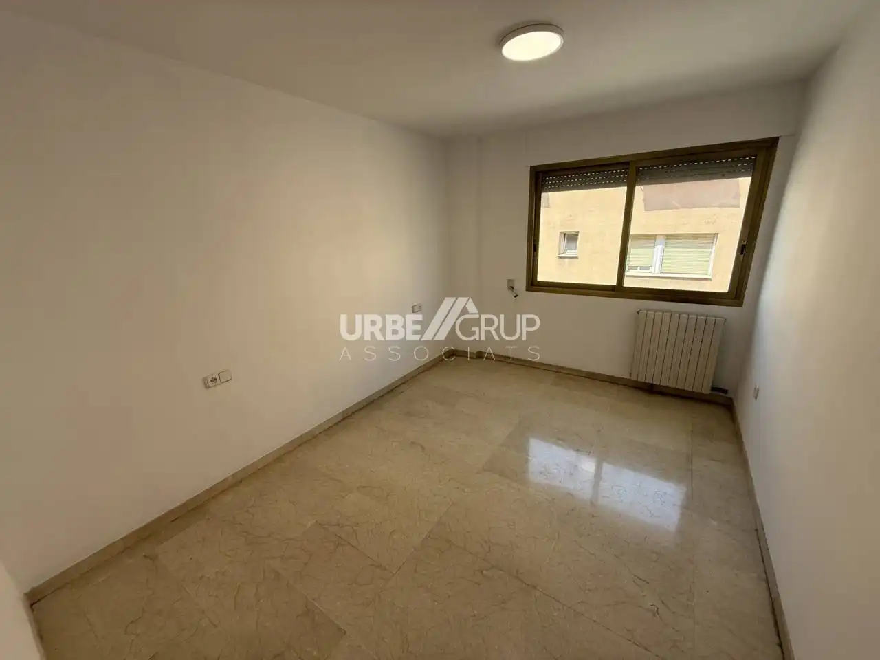 Flat for rent in Calle Doctor Ullés, Ca n'Aurell