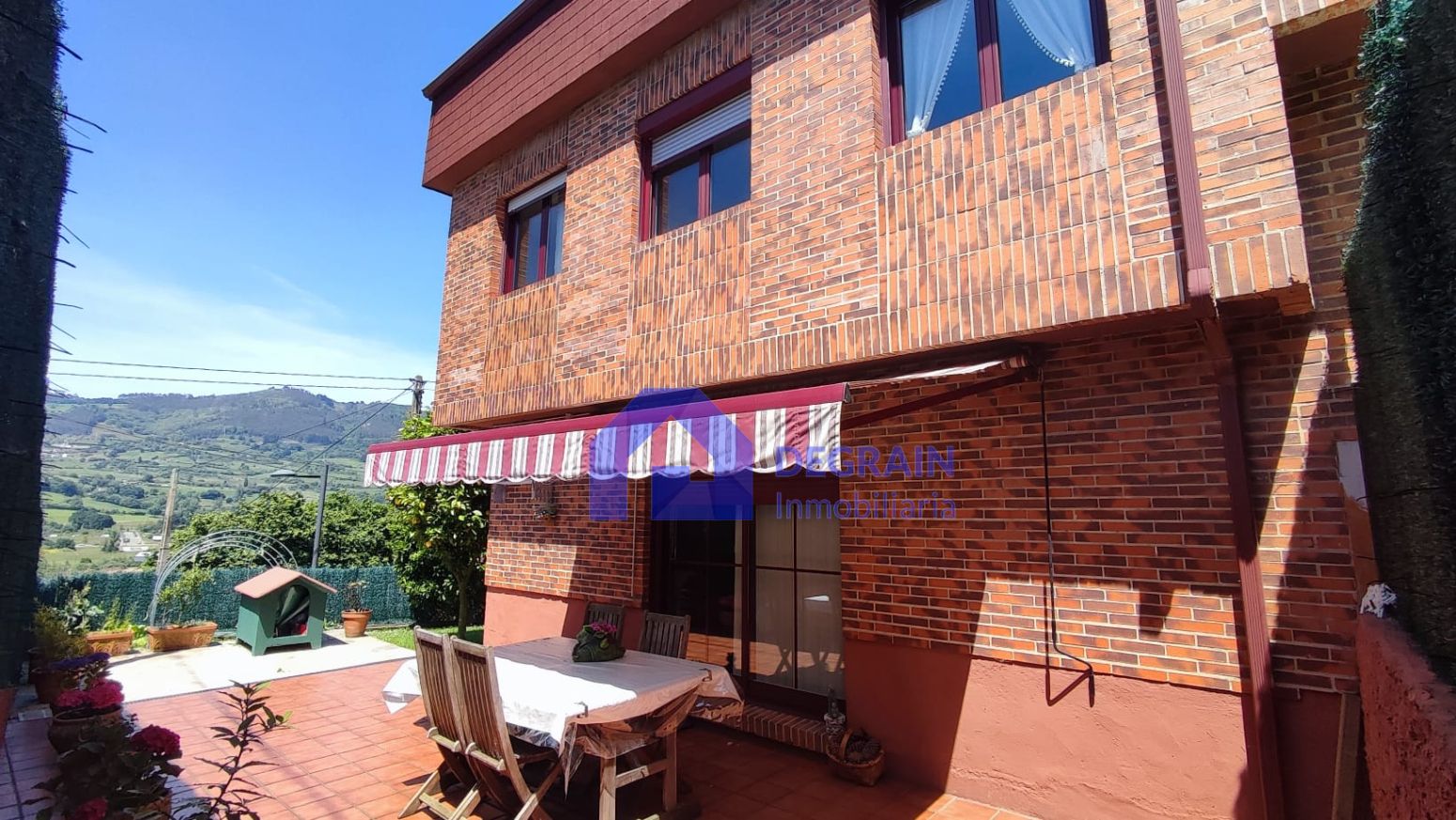 Terrace of Single-family semi-detached for sale in Oviedo   with Heating, Private garden and Parquet flooring