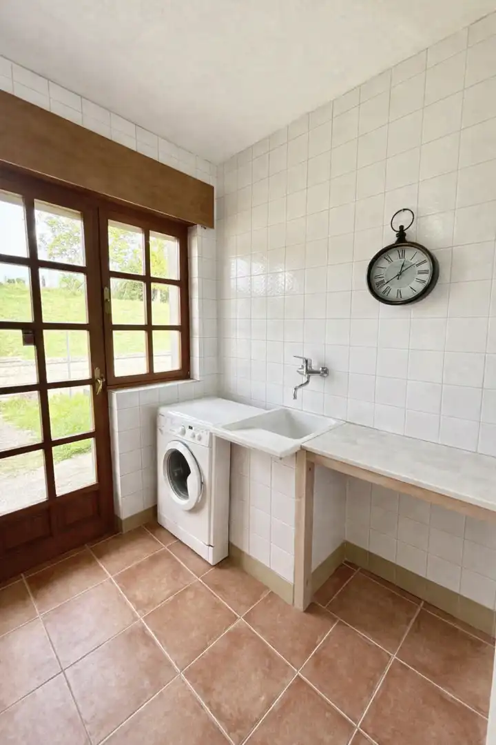 Kitchen of Houses for sale in Sariego  with Heating, Private garden and Parquet flooring