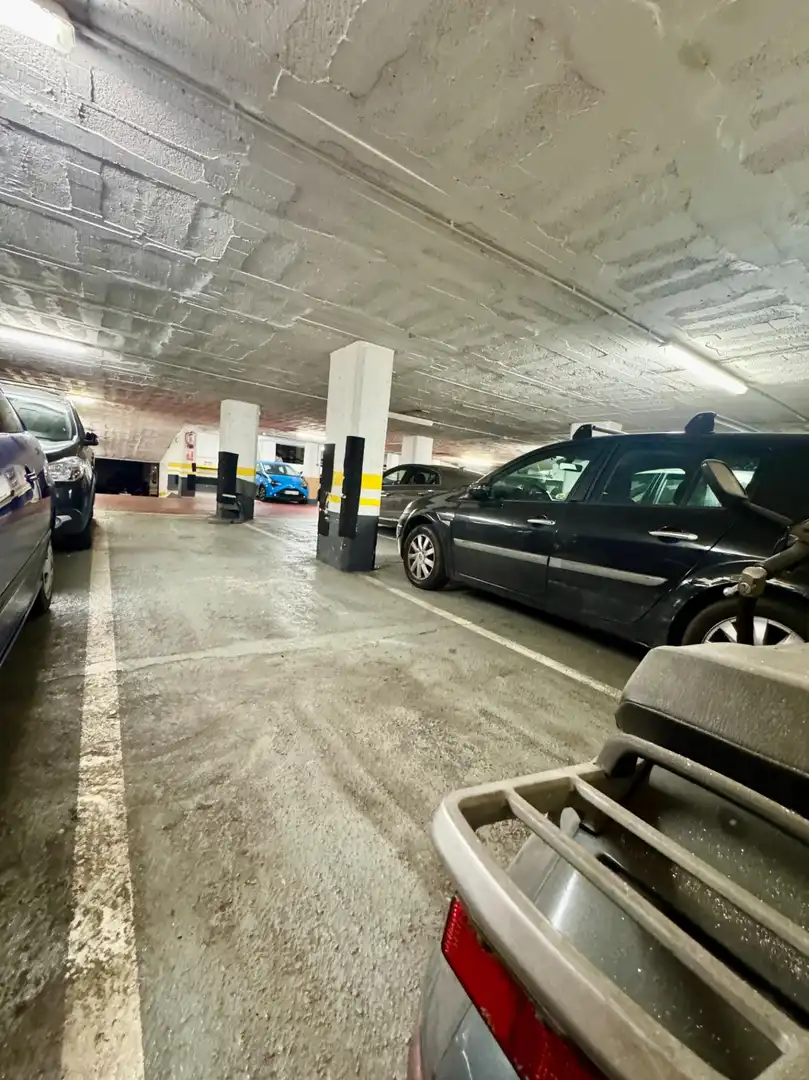 Parking of Garage for rent in Barcelona