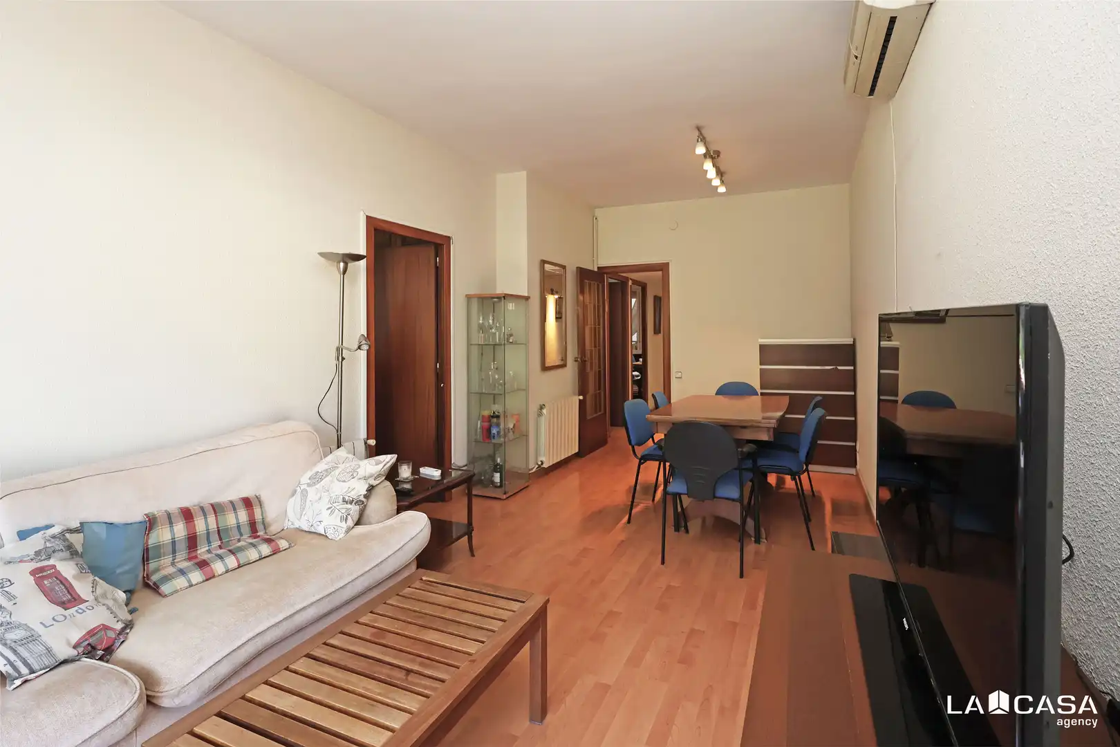 Piso con terraza en venta en Carrer de Casp, imagen 7