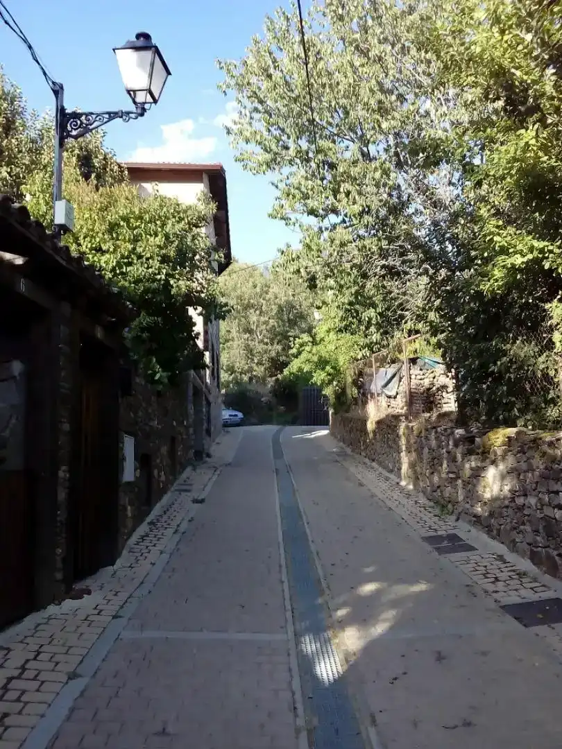 Vista exterior de Terreno en venta en Puebla de la Sierra, Madrid