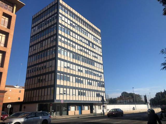 Local comercial en Venta en CARDENAL BUENO MONREAL en Alfalfa - Santa Cruz